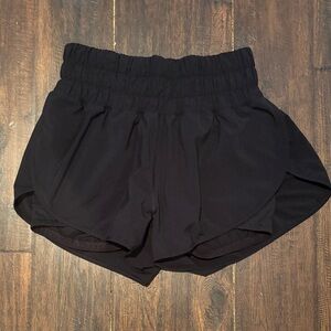 CRZ YOGA Women's Black Athletic Shorts